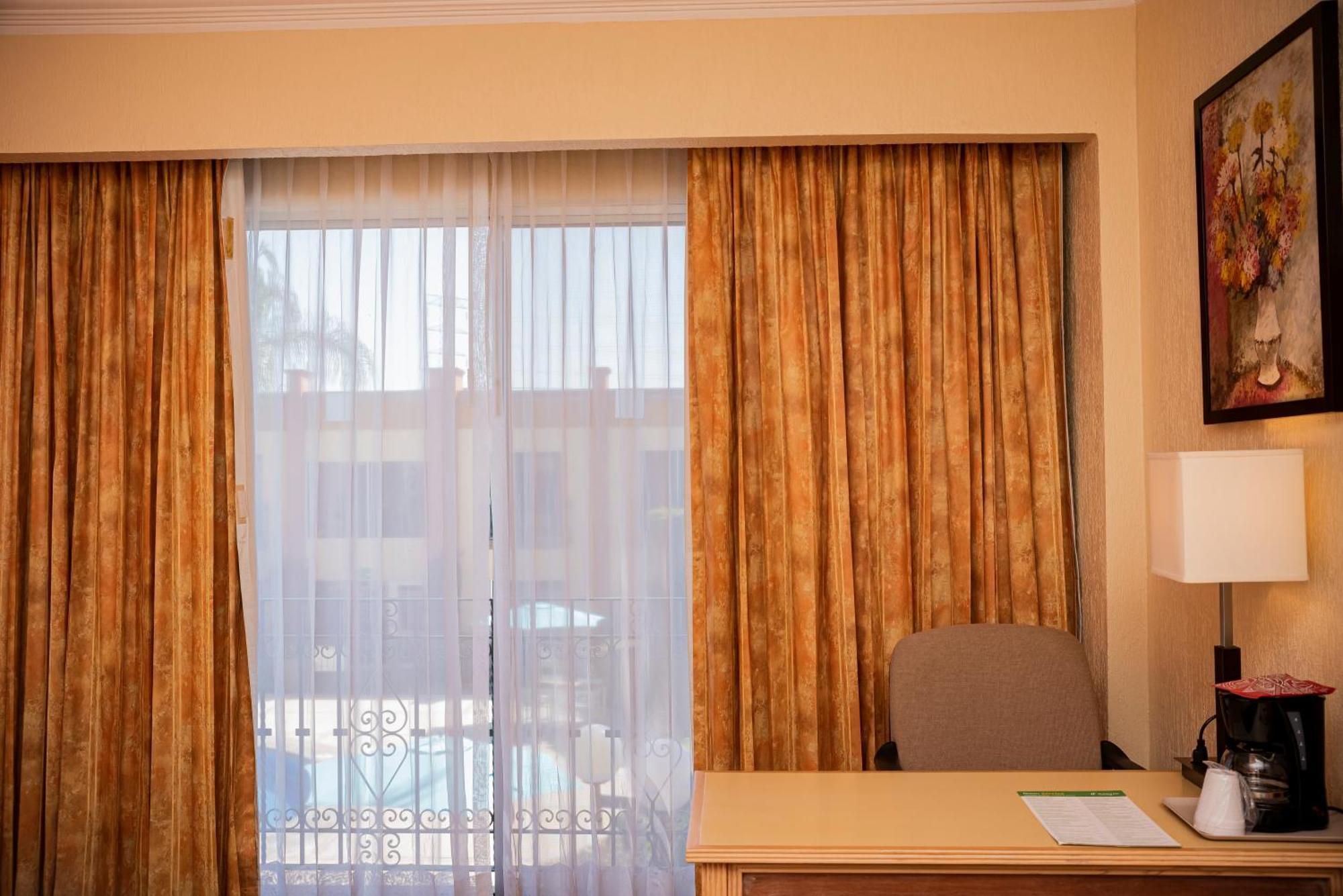Holiday Inn La Piedad By Ihg Exteriér fotografie